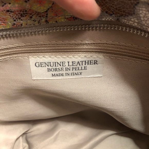 Beautiful ‘Borse In Pelle’ Italian Crackled Leather crossbody Bag - Picture 9 of 12